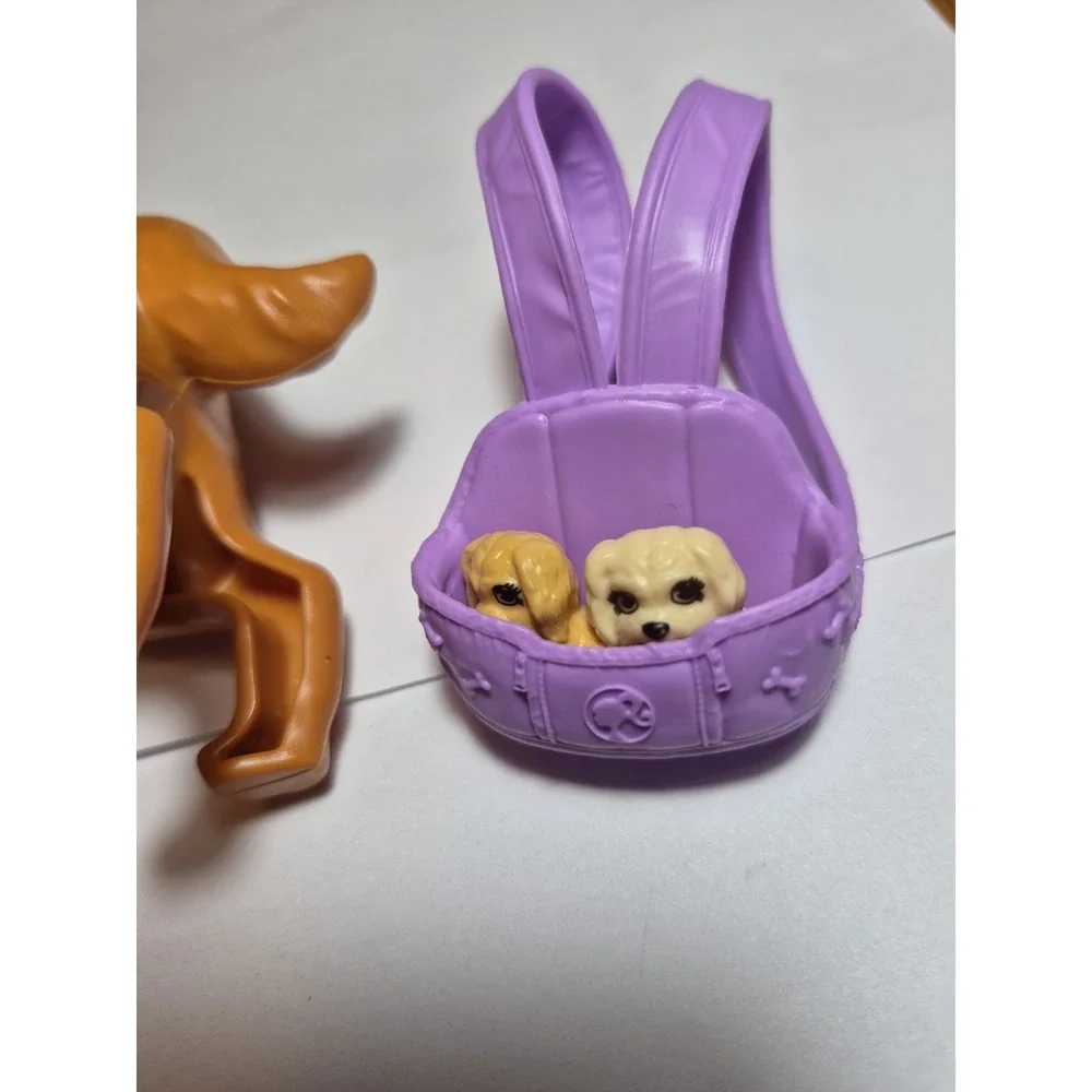Mattel Barbie Pet Golden Retriever Pregnant Dog Taffy With Newborn Puppy